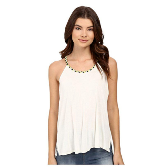 Bench Tops - Bench Womens Puntamango White Top